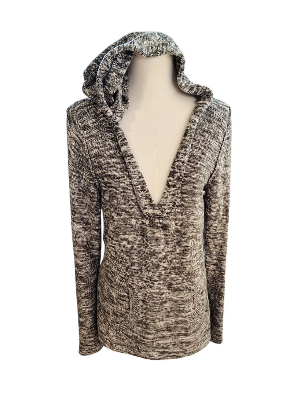 Roxy Vintage Gray and Black Marled Pocketed V-neck Hoodie Sweater Size Large